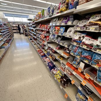 Walgreens - Inside - Cosmetics & Beauty Supply Near Me - Chantilly, Virginia