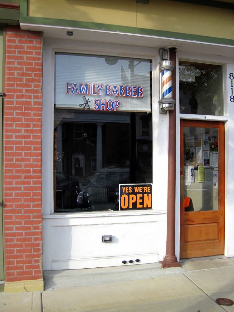 Family Barber Shop Logo