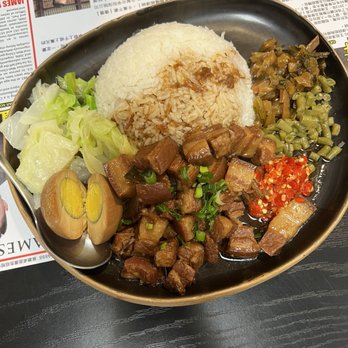 Luyixian - Pork belly rice bowl with their special chili - Shanghainese Near Me - Alhambra, California