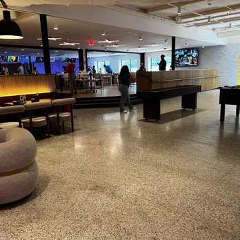 Palace Social - Arcades Near Me - Houston, Texas