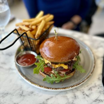 The Corner - Wagyu Burger - Breakfast & Brunch Near Me - Glendale, California The Corner - Wagyu Burger - Breakfast & Brunch Near Me - Glendale, California
