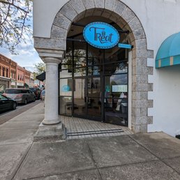Exterior photo of Treat - Morganton, North Carolina Exterior photo of Treat - Morganton, North Carolina