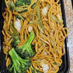Oriental King - Vegetable lo mein
