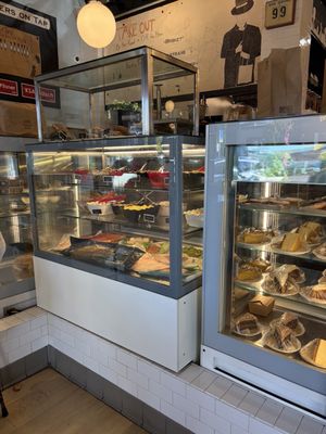 Saul's Restaurant & Delicatessen by null