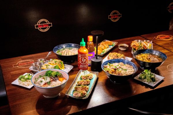 5ive Spice Taco & Banh Mi by null