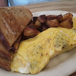3-egg sausage and cheese omelet 3-egg sausage and cheese omelet