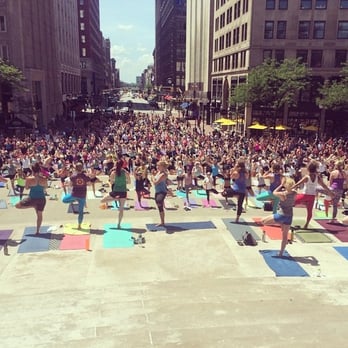 Monumental Yoga - That proves it...Indy really loves yoga! - Festivals Near Me - Indianapolis, Indiana