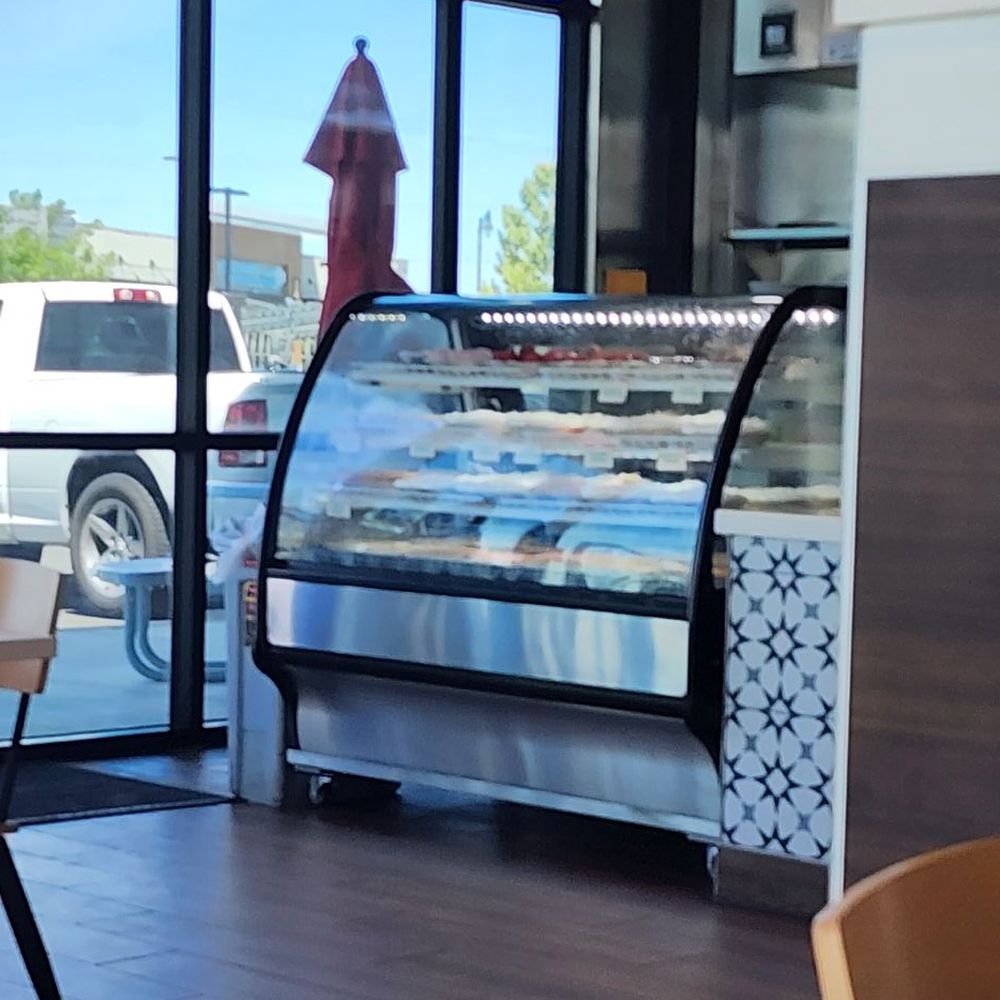 Nation's Giant - All those full pies... reminds me of cheesecake factory. - Burgers Near Me - Elk Grove, California