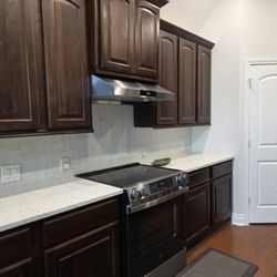 Great vent hood installation by Mr. Jeremy Faltesek. Very happy with the clean and secure install. Highly recommend this specific installer.
