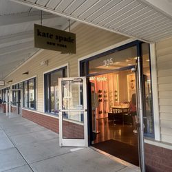 Kate Spade New York Outlet