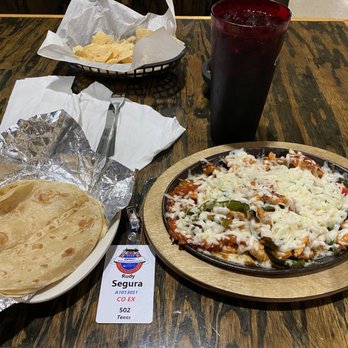 Mangos Cantina and Grill - Lunch chicken fajita special - Mexican Near Me - Lincoln, Alabama Mangos Cantina and Grill - Lunch chicken fajita special - Mexican Near Me - Lincoln, Alabama