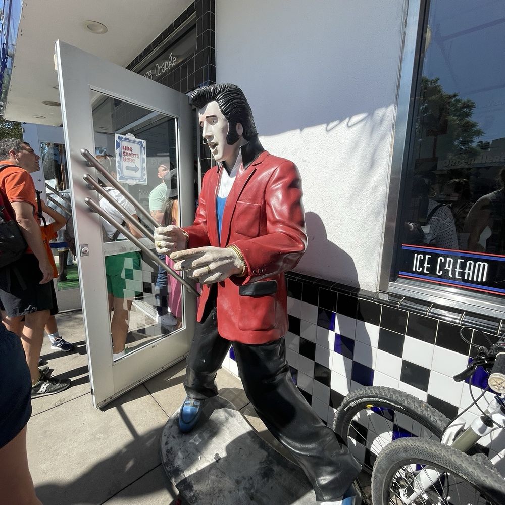MooTime Creamery - Elvis! - Ice Cream & Frozen Yogurt Near Me - Coronado, California MooTime Creamery - Elvis! - Ice Cream & Frozen Yogurt Near Me - Coronado, California