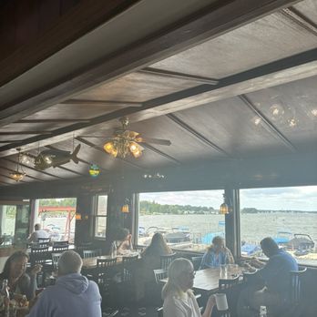 Silver Shores Restaurant - Dining room - American Near Me - Conneaut Lake, Pennsylvania Silver Shores Restaurant - Dining room - American Near Me - Conneaut Lake, Pennsylvania