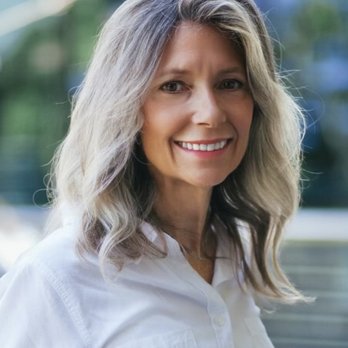 Anita Sanda - Homesmart - Real Estate Agents Near Me - Glendale, Arizona Anita Sanda - Homesmart - Real Estate Agents Near Me - Glendale, Arizona