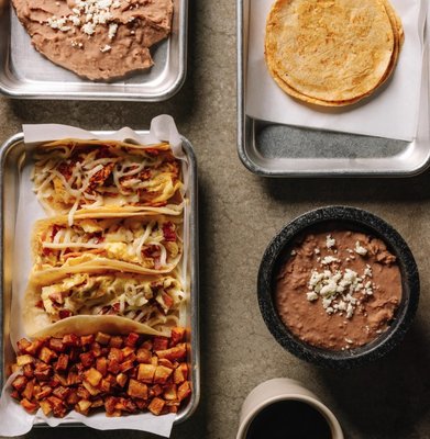 Tacos El Metro by null