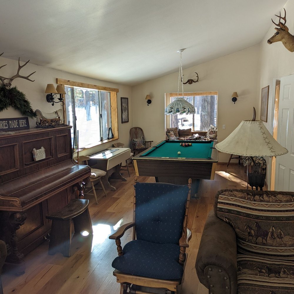 Starvation Flats Ranch - Vacation Rentals Near Me - Big Bear Lake, California Starvation Flats Ranch - Vacation Rentals Near Me - Big Bear Lake, California