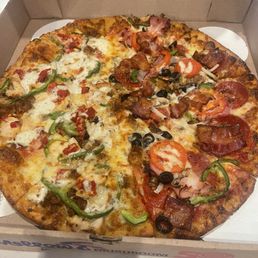 Mellow Mushroom' med half Merry Prankster and Mellow Mushroom house special!! Mellow Mushroom' med half Merry Prankster and Mellow Mushroom house special!!