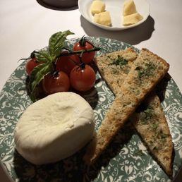 Burrata Burrata
