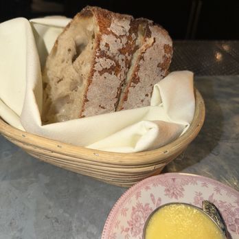 Bavette's Bar & Boeuf - Sourdough Bread - Steakhouses Near Me - Chicago, Illinois