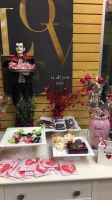 Chocolate Manor by null