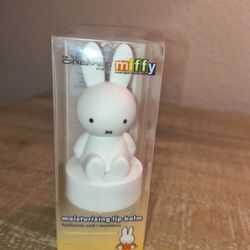 Walgreens - Lip balm marshmallow flavor