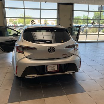 Berge Toyota - 2019 Corolla - Car Dealers Near Me - Mesa, Arizona