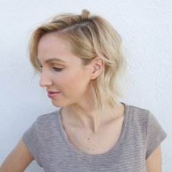 Salty Blonde Cut - Rooted blonde