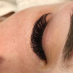 iLash Beauty Bar - Volume eyelash extensions