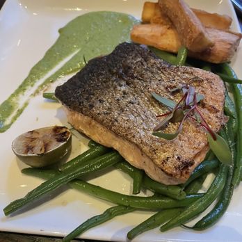 Mountain Room - Salmon - American Near Me - Yosemite Valley, California