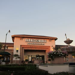 Amerige Heights Town Center - Barnes & Noble.