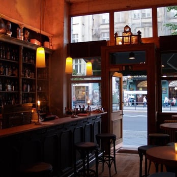 Hackendahl - Blick auf die Friedrichstraße von der Bar des Hackendahl. - Bars Near Me - Berlin, BE Hackendahl - Blick auf die Friedrichstraße von der Bar des Hackendahl. - Bars Near Me - Berlin, BE