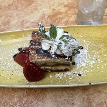 Carmel's Bistro Giovanni - Yummy tiramisu - Italian Near Me - Carmel, California Carmel's Bistro Giovanni - Yummy tiramisu - Italian Near Me - Carmel, California