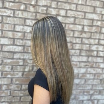 Lee's Salon - Hair Salons Near Me - Clarksville, Tennessee