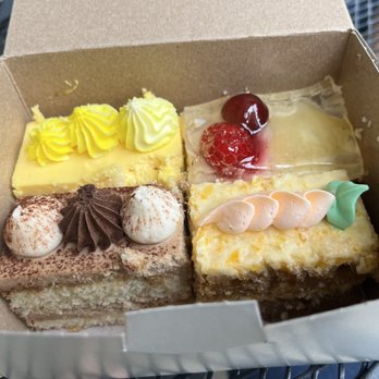 Classic Bakery - Mango cake, fruit cake, tiramisu cake, carrot cake - Cafes Near Me - Tysons, Virginia
