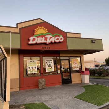Del Taco - Mexican Near Me - Stanton, California