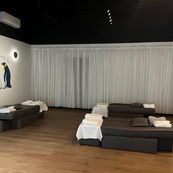 Yelp Elite Experience: Treat Time at Cloud 9 - foot massage room - Yelp Events Near Me - Redmond, Washington Yelp Elite Experience: Treat Time at Cloud 9 - foot massage room - Yelp Events Near Me - Redmond, Washington