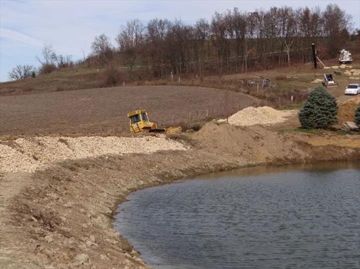 Slide of Primary Contractors