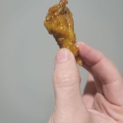 Wings 101 - What kind of wing is this !? Lol suppossed to be a drumstick