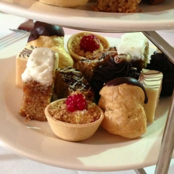 Scotsman Hotel - Hotels Near Me - Edinburgh, EDH