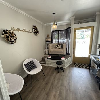 Wildflower Beauty Salon - Waiting room - Nail Salons Near Me - Parowan, Utah Wildflower Beauty Salon - Waiting room - Nail Salons Near Me - Parowan, Utah