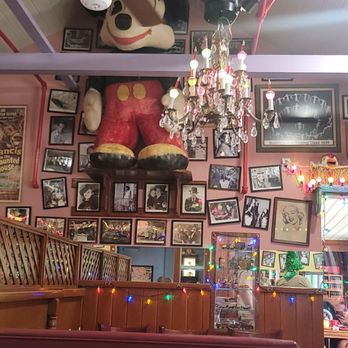 The Bubble Room - Desserts Near Me - Captiva, Florida