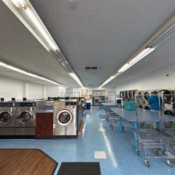 Sudz Yer Dudz - Laundromat Near Me - Sacramento, California Sudz Yer Dudz - Laundromat Near Me - Sacramento, California