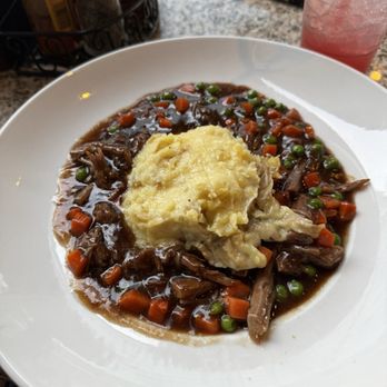 The Pub - Nashville - Mums famous pot roast - Pubs Near Me - Nashville, Tennessee The Pub - Nashville - Mums famous pot roast - Pubs Near Me - Nashville, Tennessee