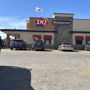 Dairy Queen - Outdoor View - Fast Food Near Me - Austin, Texas