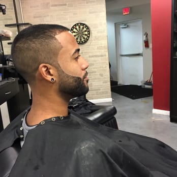 5 Star Cuts Barbershop - The crew at 5 Star really give me a 5 Star treatment. - Barbers Near Me - Miami, Florida