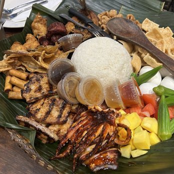 Isla Restaurant - Filipino Near Me - Newark, California