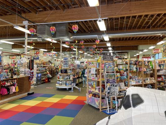 Snapdoodle Toys & Games Seattle by null