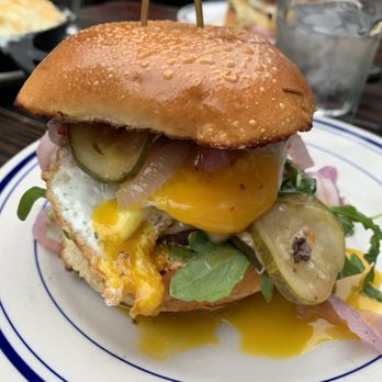 Duke's Grocery - Proper Burger - Pubs Near Me - Washington, DC, District of Columbia