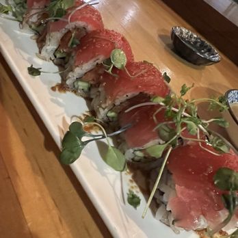 Sushi Junai Omakase - I love Tuna Roll. Brilliant and spicy. - Japanese Near Me - Austin, Texas