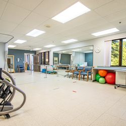 Ingleside Communities - Rehab therapy gym